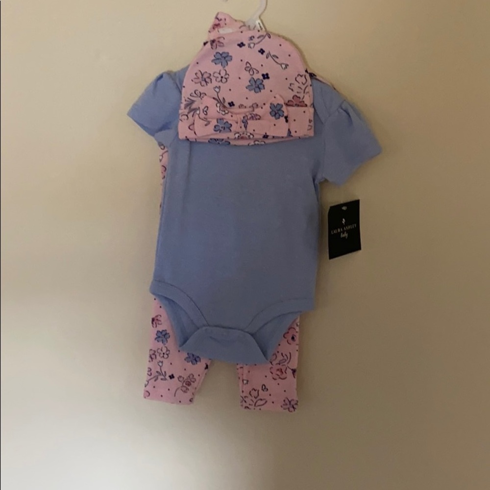 Baby clothes